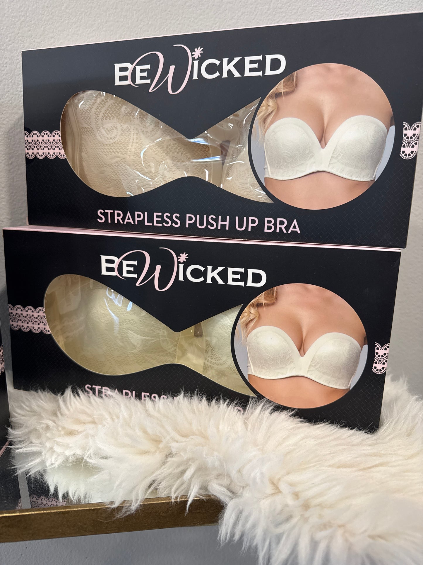Strapless Push Up Bra