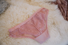 Load image into Gallery viewer, Zephyr Panty
