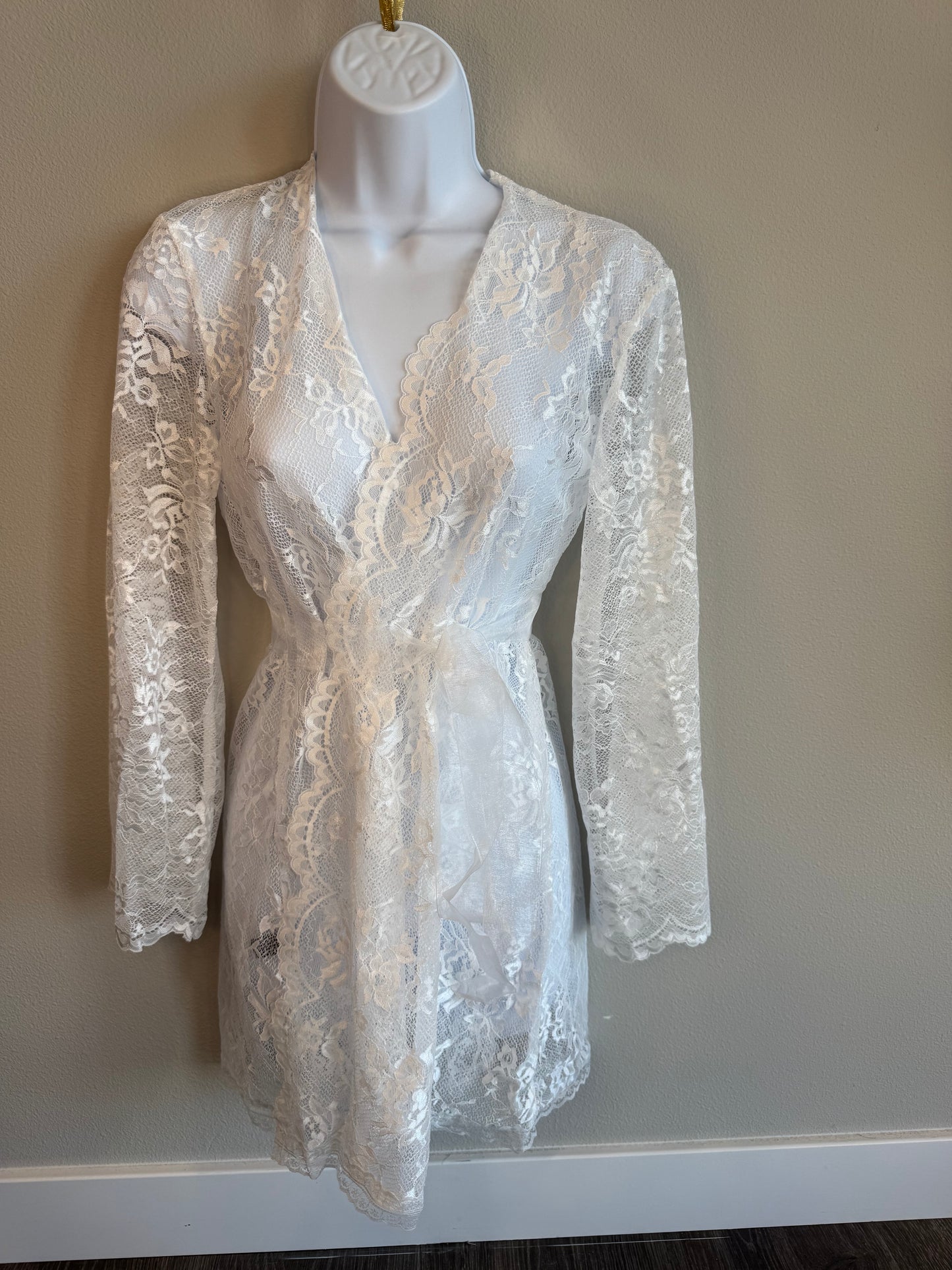 Willow Lace Robe