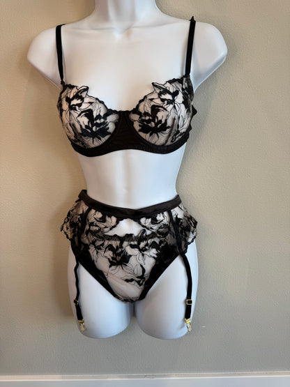 Sophia Three Piece Set