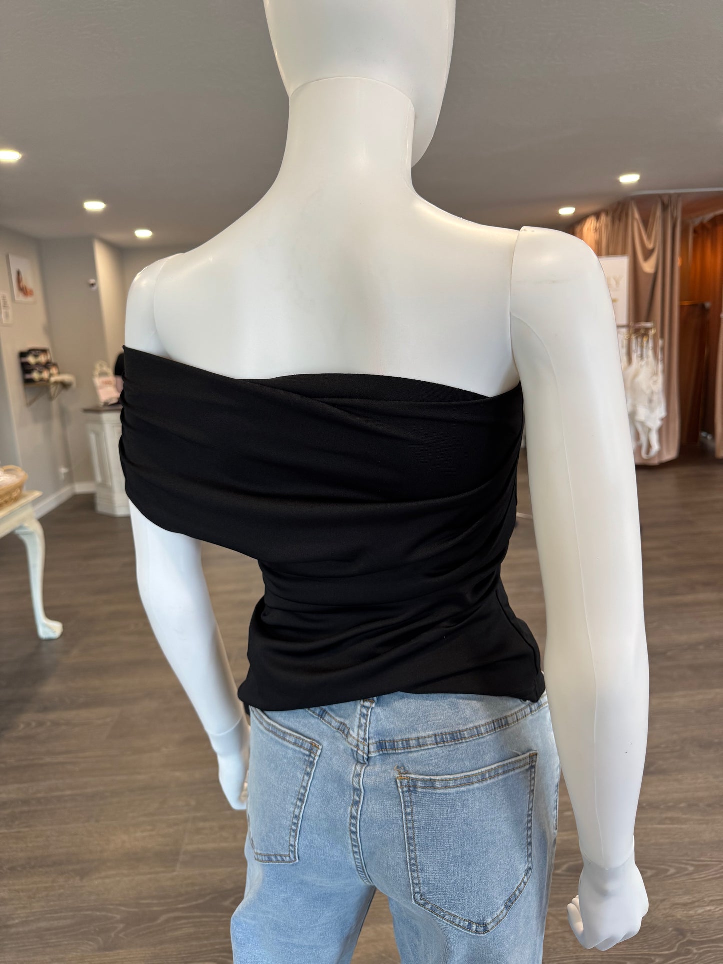 Selena One Shoulder Top