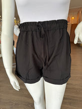 Load image into Gallery viewer, Skylar Shorts
