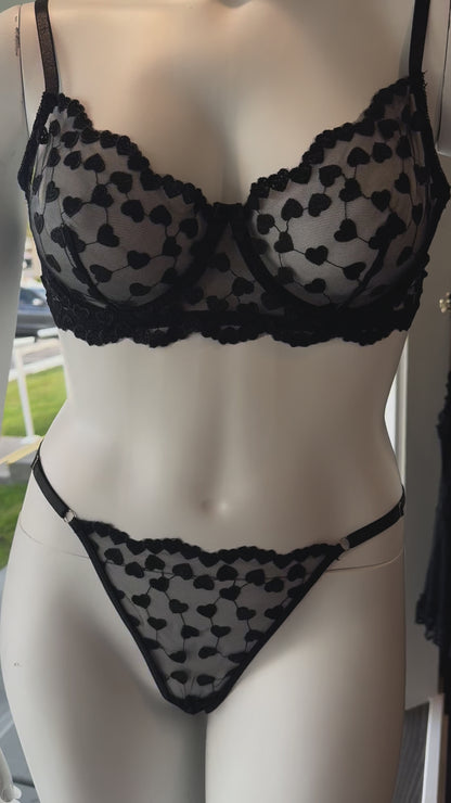 Heart  Embroidery Set